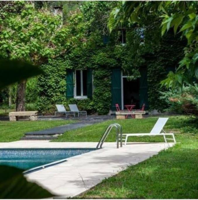 Domaine La Tuilerie Bed & Breakfast Guîtres Dış mekan fotoğraf
