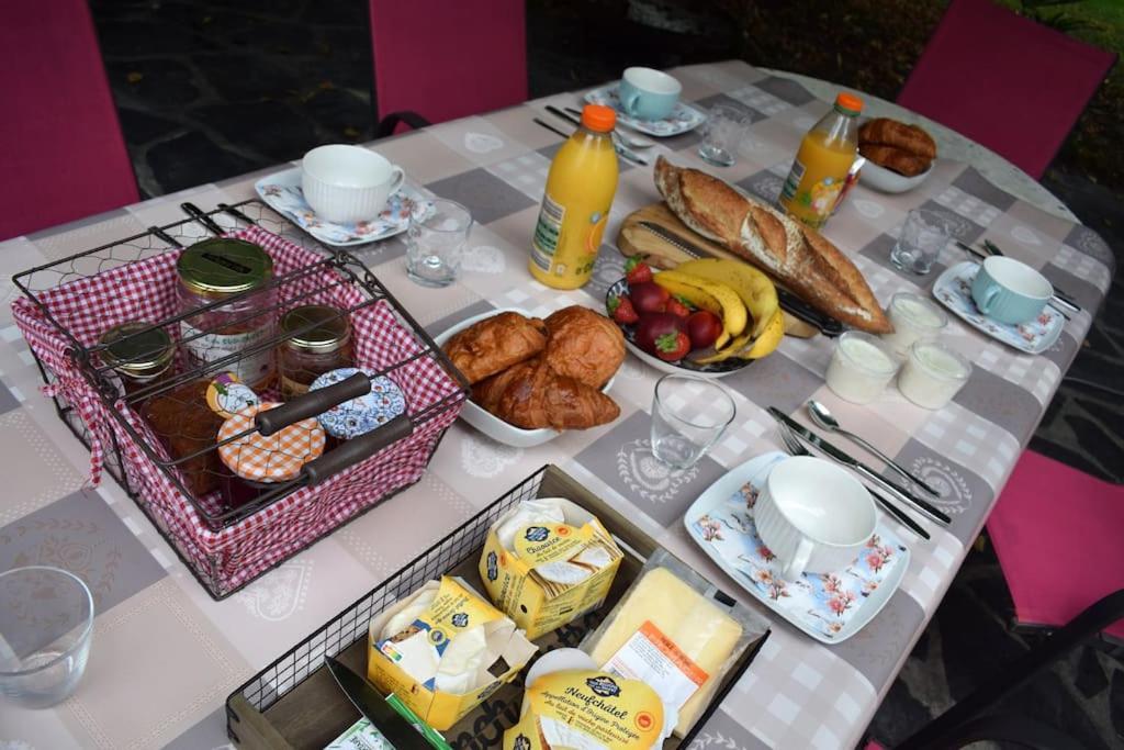 Domaine La Tuilerie Bed & Breakfast Guîtres Dış mekan fotoğraf