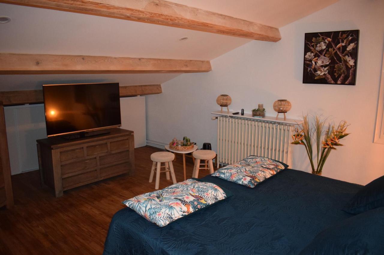 Domaine La Tuilerie Bed & Breakfast Guîtres Dış mekan fotoğraf